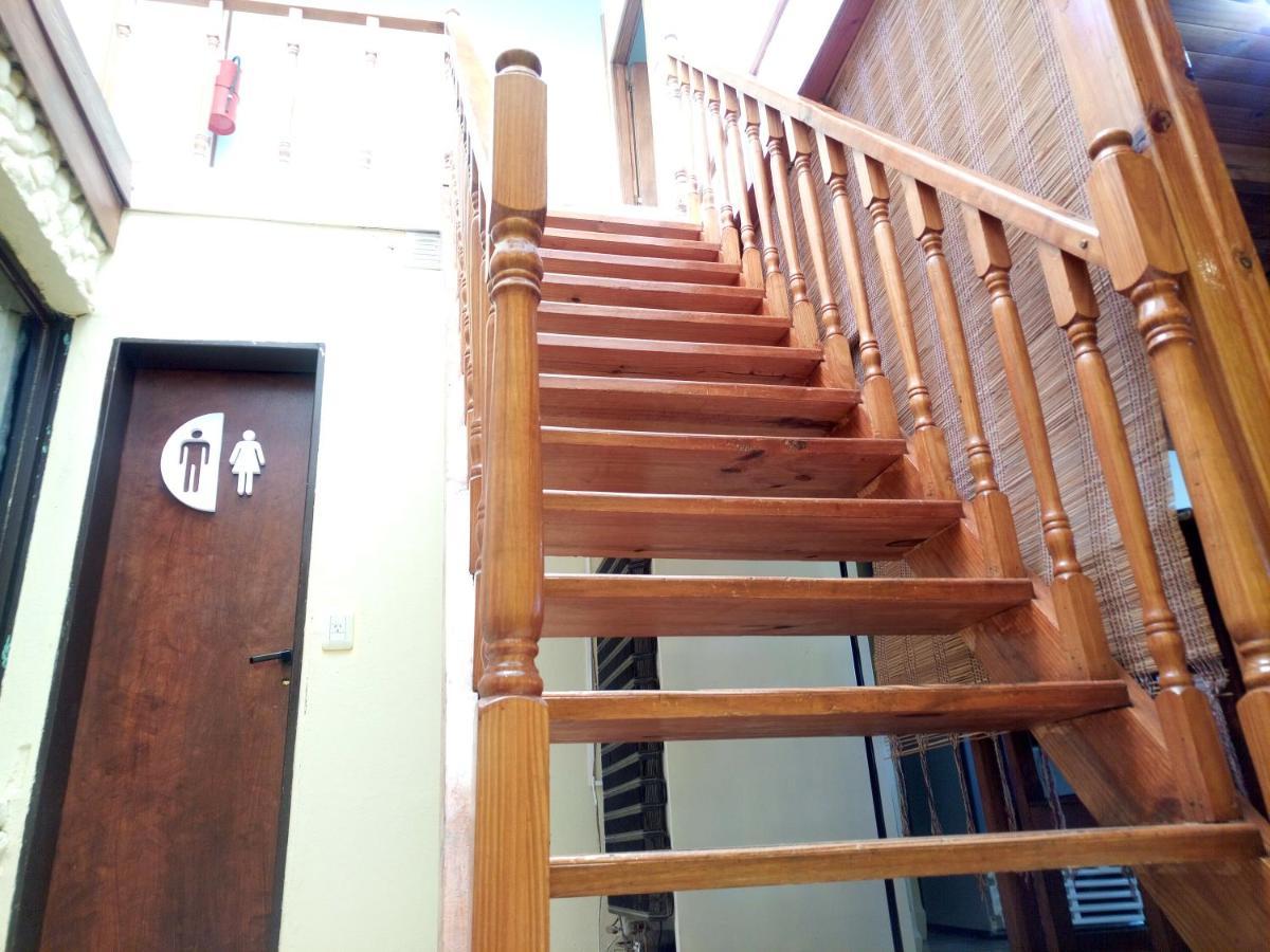 Hostel Buenos Aires El Calafate Esterno foto